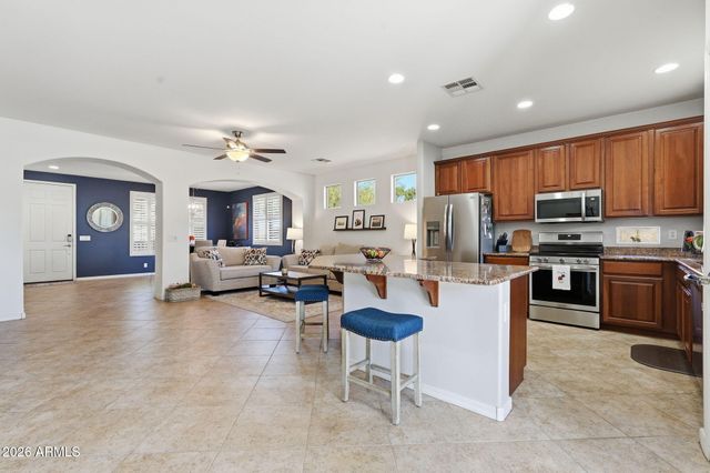 3218 N DESERT HORIZONS Lane, Casa Grande, AZ 85122