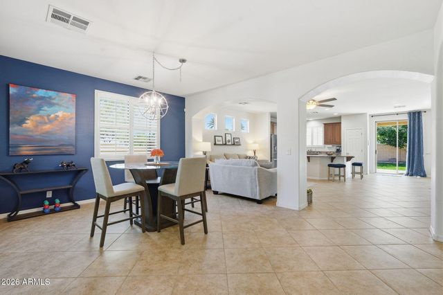 3218 N DESERT HORIZONS Lane, Casa Grande, AZ 85122