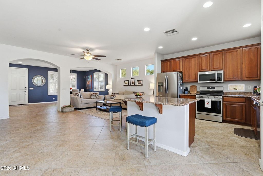 3218 N DESERT HORIZONS Lane, Casa Grande, AZ 85122 — photo 3
