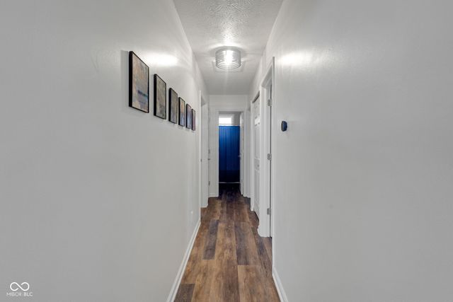 1015 E Killian Drive, Mooresville, IN 46158