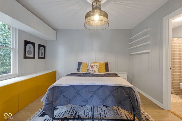 1015 E Killian Drive, Mooresville, IN 46158