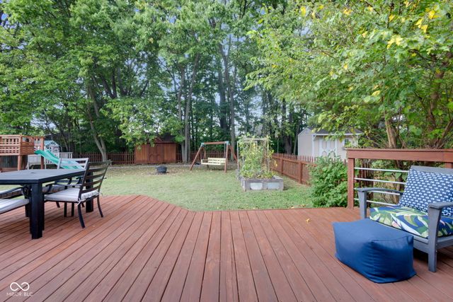 1015 E Killian Drive, Mooresville, IN 46158