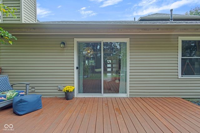 1015 E Killian Drive, Mooresville, IN 46158