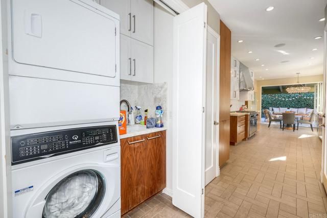 3611 CEDARBRAE Lane, San Diego, CA 92106