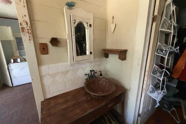 314 E Pershing Street, New Iberia, LA 70560