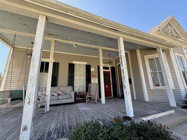 314 E Pershing Street, New Iberia, LA 70560