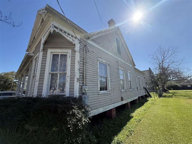 314 E Pershing Street, New Iberia, LA 70560