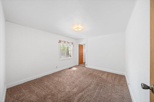 6535 Placer Road, Igo, CA 96047