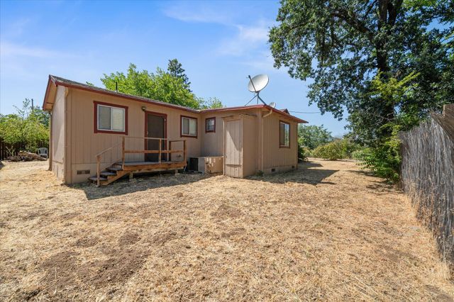 6535 Placer Road, Igo, CA 96047