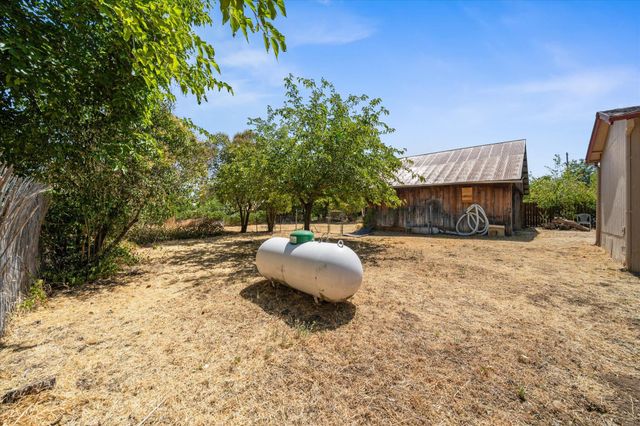 6535 Placer Road, Igo, CA 96047