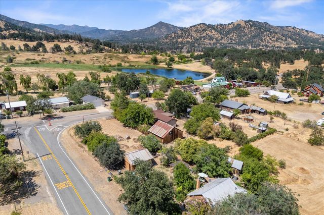 6535 Placer Road, Igo, CA 96047