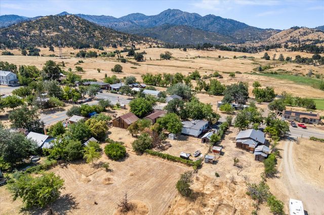 6535 Placer Road, Igo, CA 96047