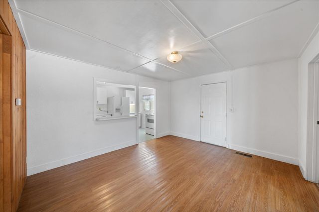 6535 Placer Road, Igo, CA 96047