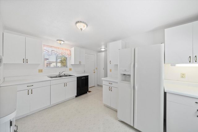 6535 Placer Road, Igo, CA 96047