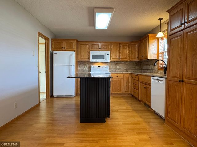 12757 Ferrara Avenue N, Hugo, MN 55038