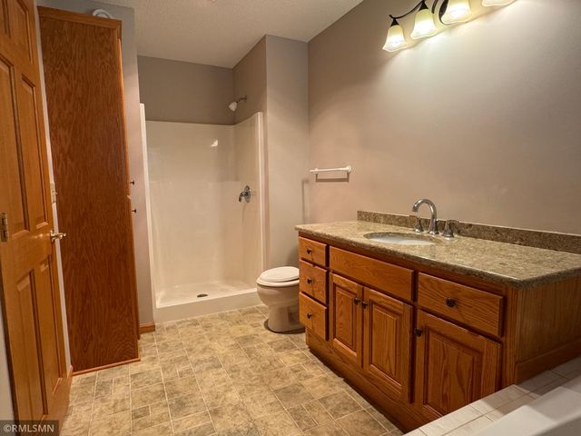 12757 Ferrara Avenue N, Hugo, MN 55038