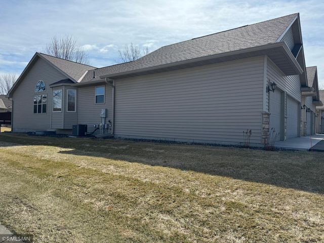 12757 Ferrara Avenue N, Hugo, MN 55038