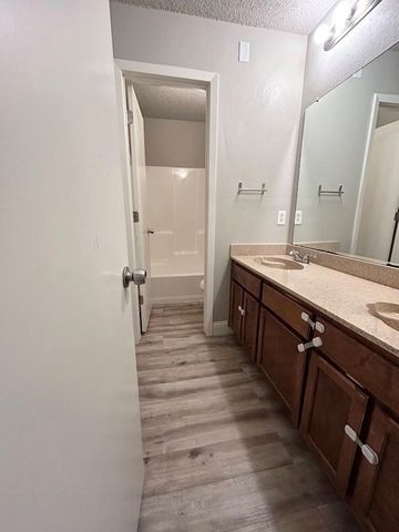 3741 Bonnie Drive D, Fort Worth, TX 76116
