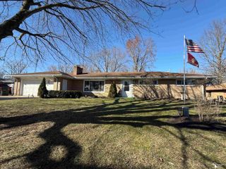 4230 St Anthony Road, Temperance, MI 48182