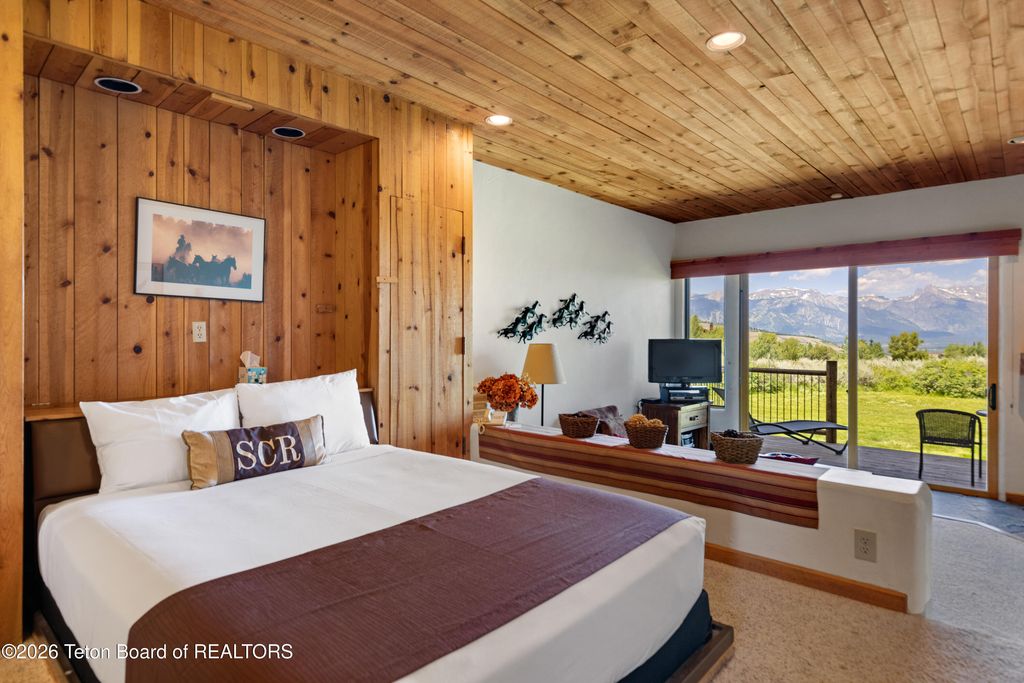 1668 N EAST BUTTE 3146-47, Jackson, WY 83001 photo 3