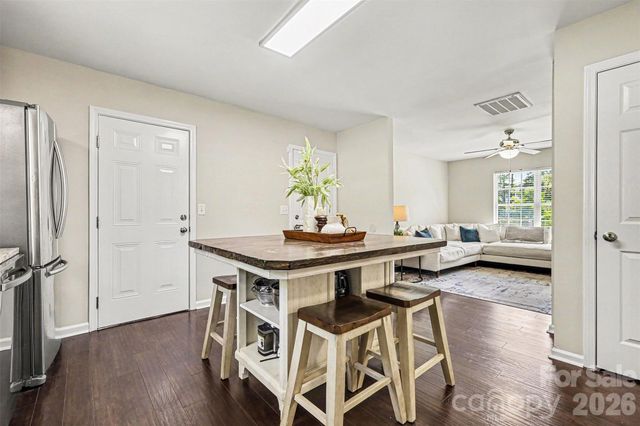 2540 Elmin Street, Charlotte, NC 28208