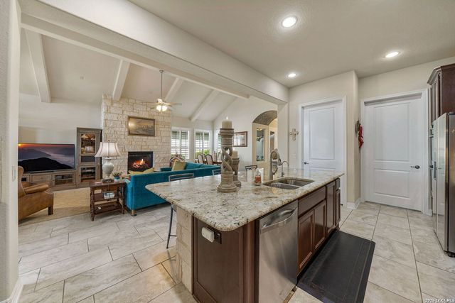 9931 Barefoot Way, Boerne, TX 78006