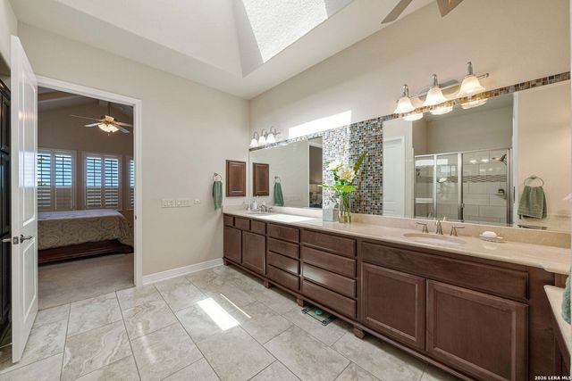 9931 Barefoot Way, Boerne, TX 78006