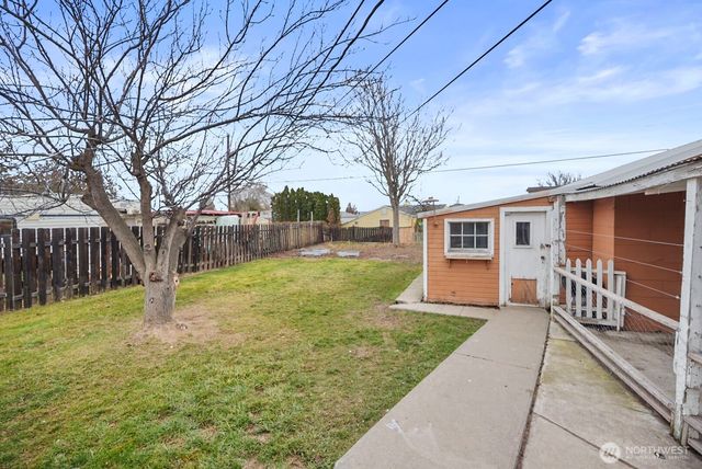 415 N Mattson Drive, Moses Lake, WA 98837