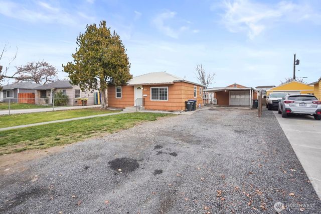 415 N Mattson Drive, Moses Lake, WA 98837