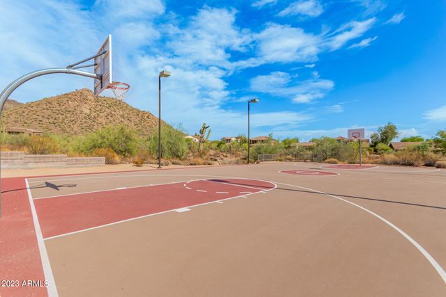 2439 W DONATELLO Drive 16, Phoenix, AZ 85086