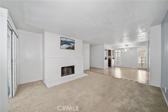 230 S Madison Ave 207, Pasadena, CA 91101