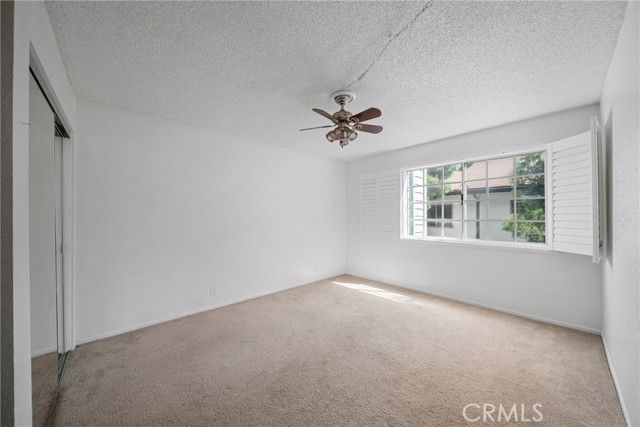 230 S Madison Ave 207, Pasadena, CA 91101