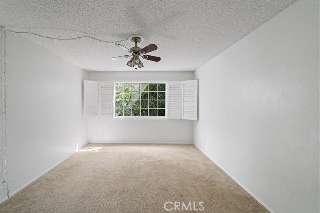 230 S Madison Ave 207, Pasadena, CA 91101