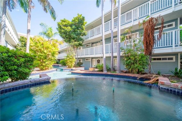 230 S Madison Ave 207, Pasadena, CA 91101