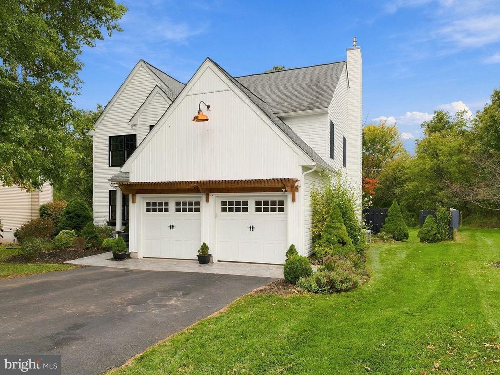 4187 MILADIES LN, DOYLESTOWN, PA 18902 — photo 2