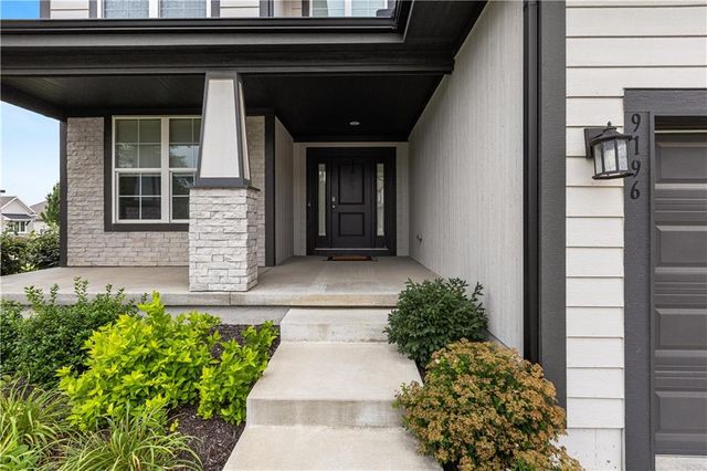 9196 Green Road, Lenexa, KS 66227
