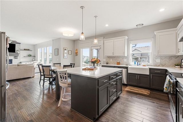 9196 Green Road, Lenexa, KS 66227