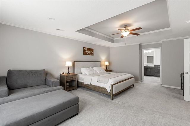 9196 Green Road, Lenexa, KS 66227