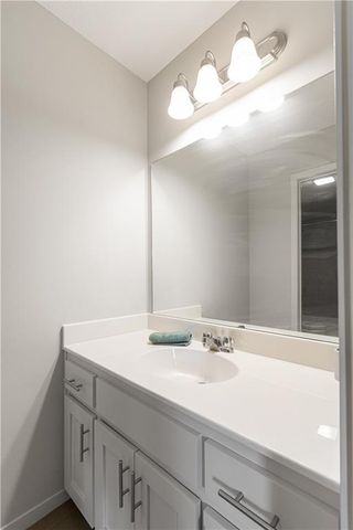 9196 Green Road, Lenexa, KS 66227