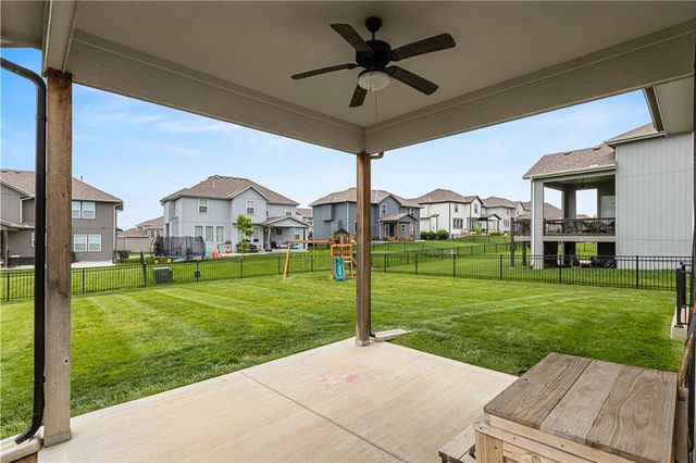 9196 Green Road, Lenexa, KS 66227