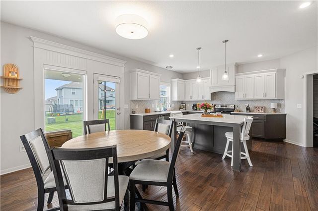 9196 Green Road, Lenexa, KS 66227