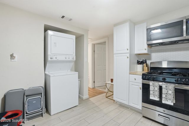 31 Lissner Avenue, Savannah, GA 31408