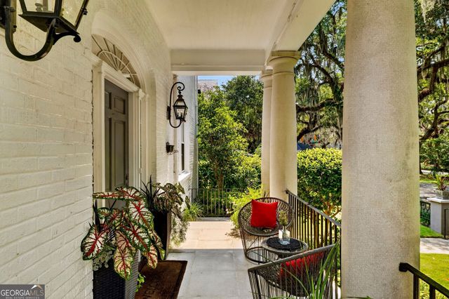 38 Washington Avenue, Savannah, GA 31405