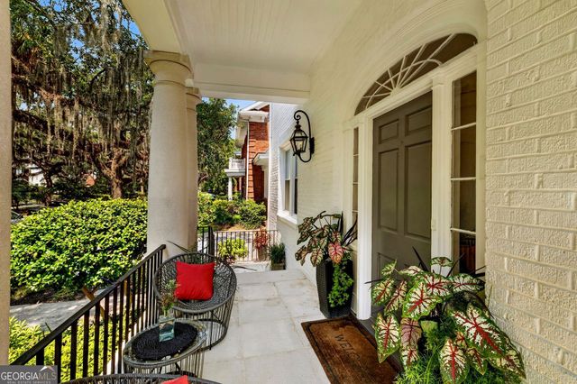 38 Washington Avenue, Savannah, GA 31405