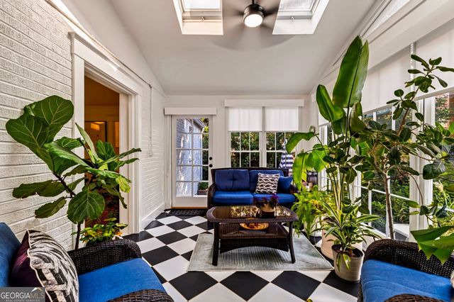 38 Washington Avenue, Savannah, GA 31405