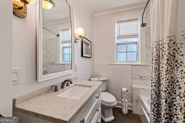 38 Washington Avenue, Savannah, GA 31405