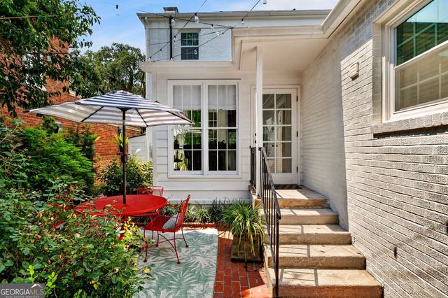 38 Washington Avenue, Savannah, GA 31405