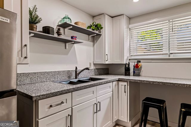 38 Washington Avenue, Savannah, GA 31405
