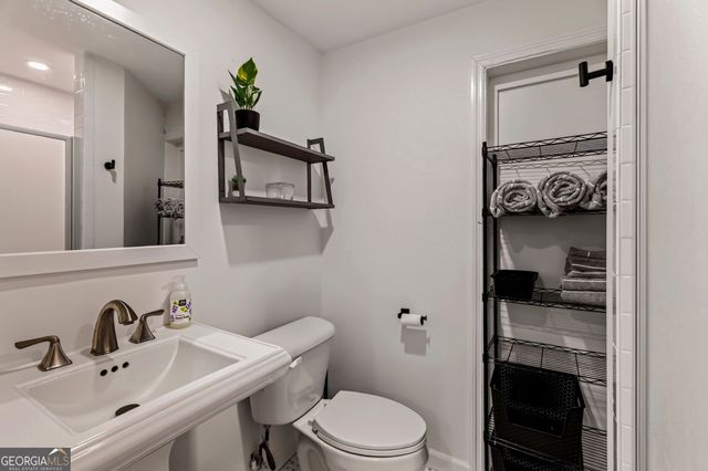 38 Washington Avenue, Savannah, GA 31405