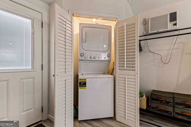 38 Washington Avenue, Savannah, GA 31405